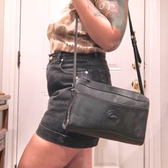 Vintage Dooney and Bourke Bag - Picture 3 of 14